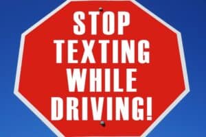 texting-while-driving